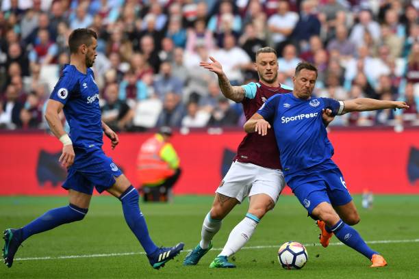 强勇士队在 强勇士队在